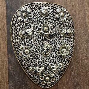 Vintage Gold Filigree Brooch